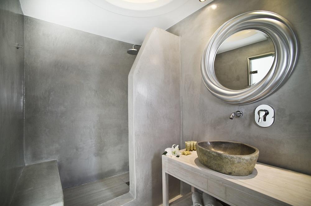 Santorini Palace Ξενοδοχείο 4*