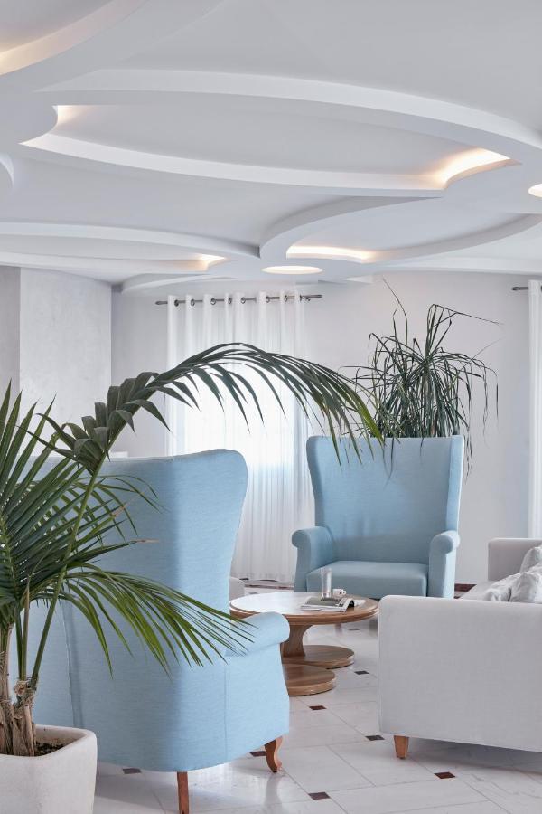 Ξενοδοχείο Santorini Palace 4*
