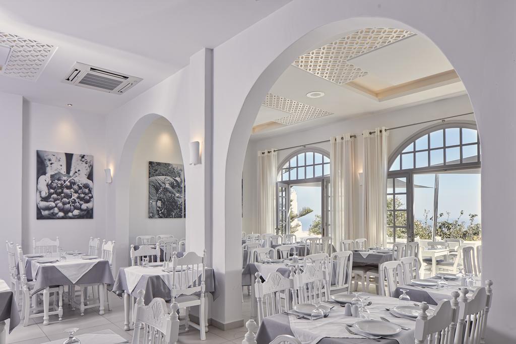 Santorini Palace