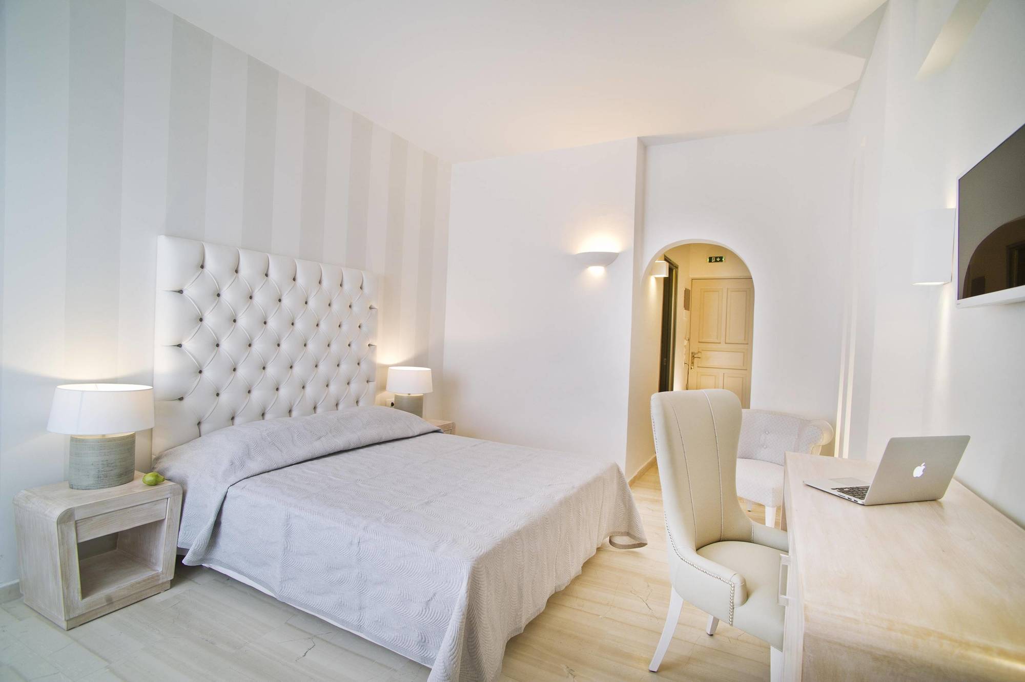 Santorini Palace Ξενοδοχείο 4*
