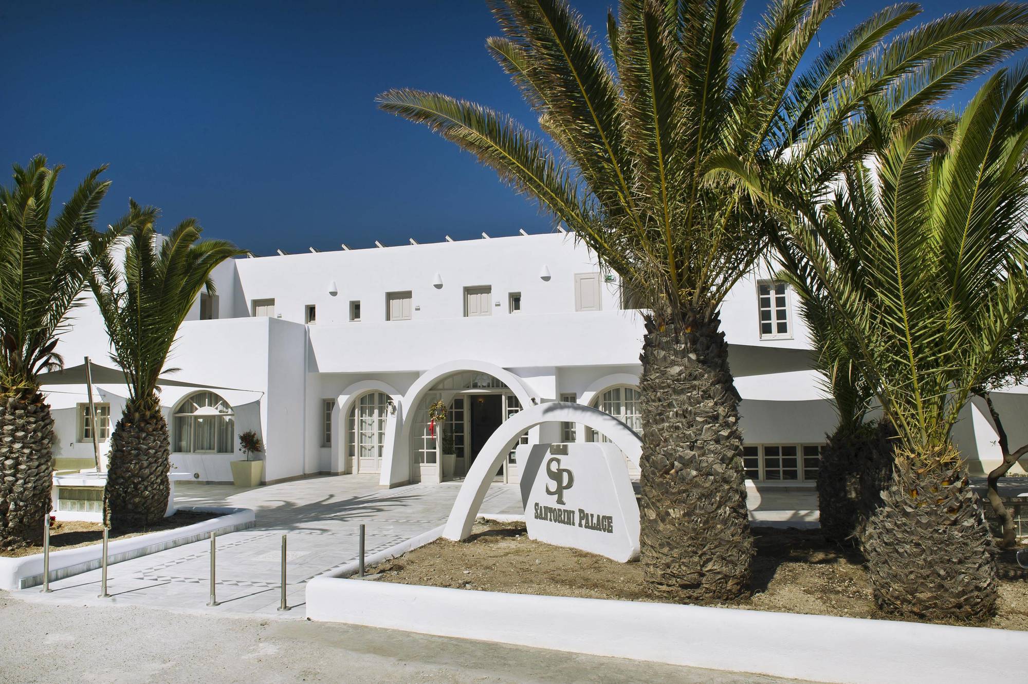 Santorini Palace 4*